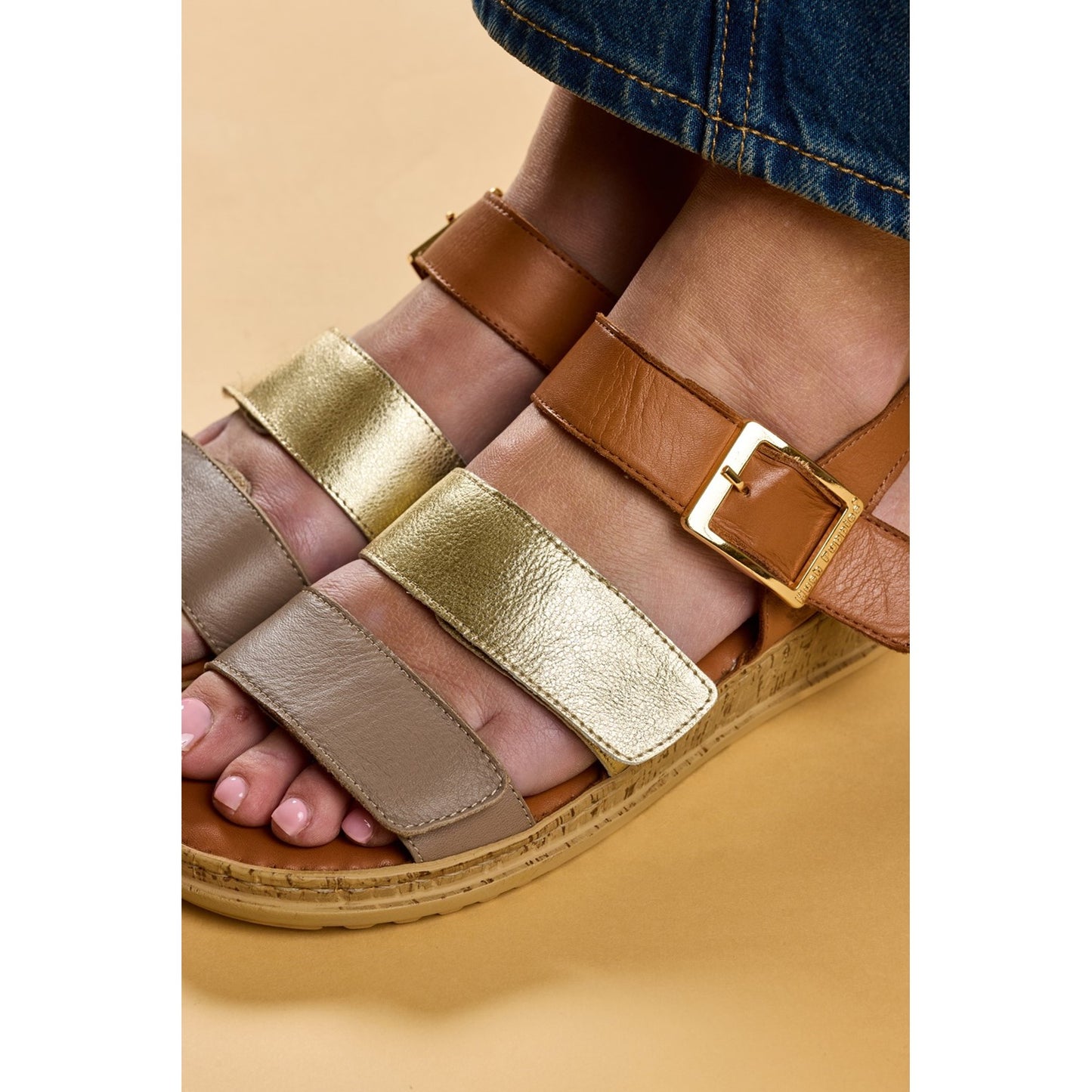 Hush Puppies Eliana Womens Gold Sandals