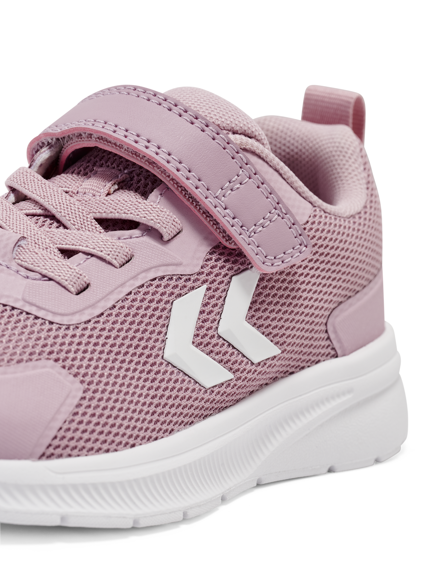 Hummel Actus Breather Junior Girls Pink Trainer