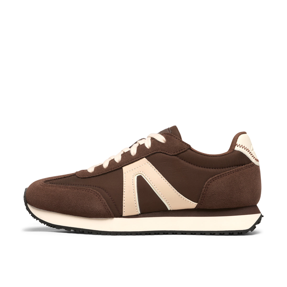 Clarks Calo Run Womens Brown Trainer