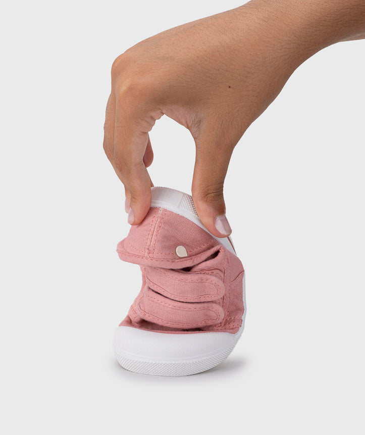 Igor Canvas V Rosa Canvas Barefoot Shoe