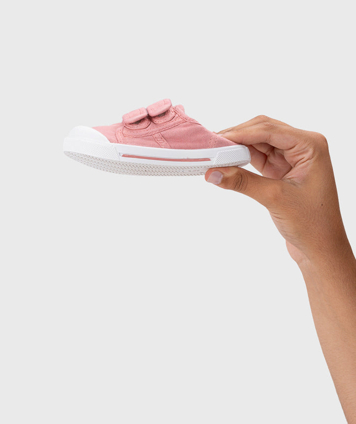 Igor Canvas V Rosa Canvas Barefoot Shoe